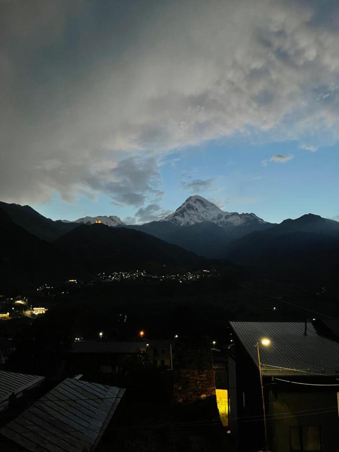 Graf Kazbegi Ξενοδοχείο Εξωτερικό φωτογραφία