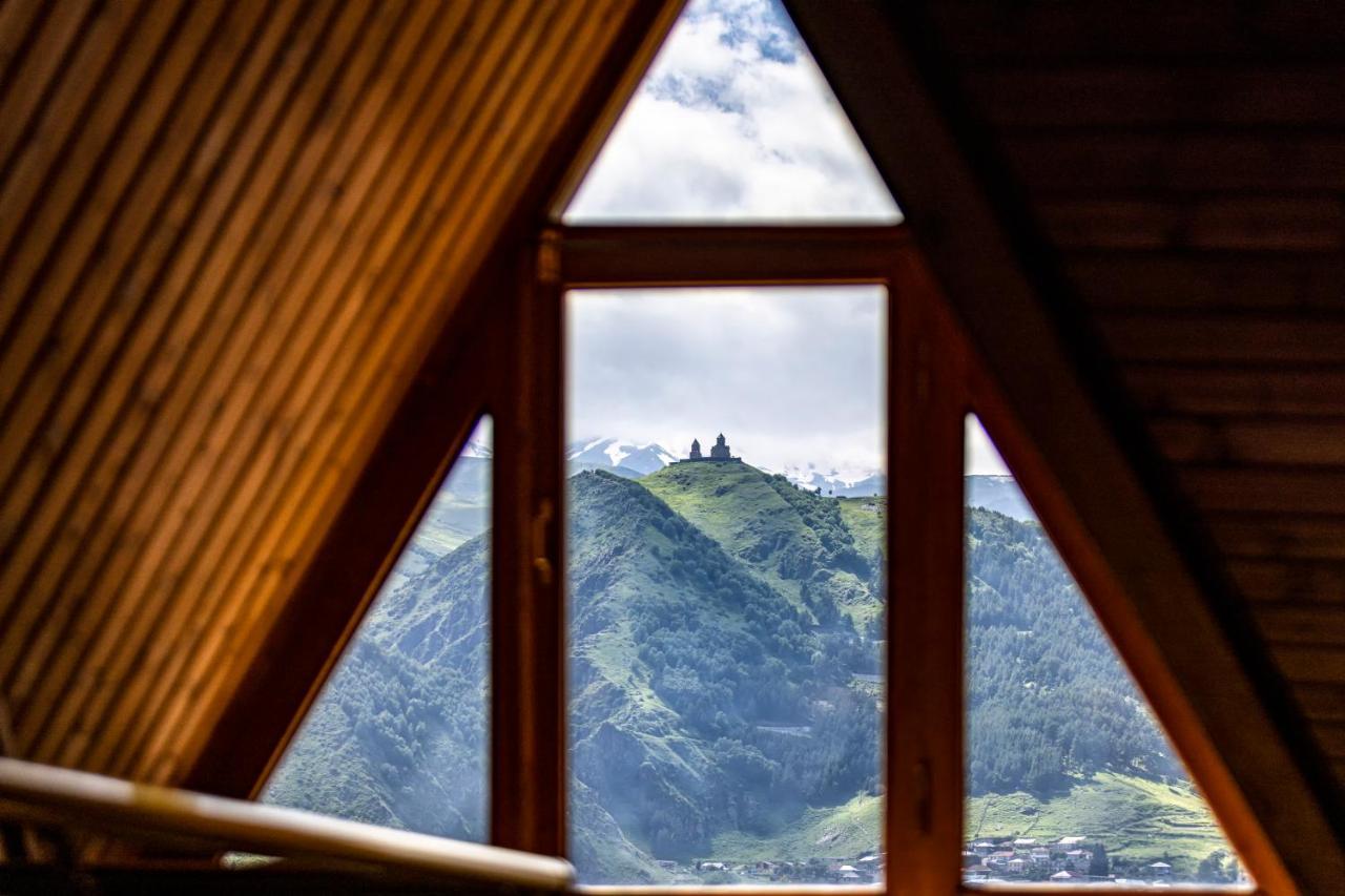 Graf Kazbegi Ξενοδοχείο Εξωτερικό φωτογραφία