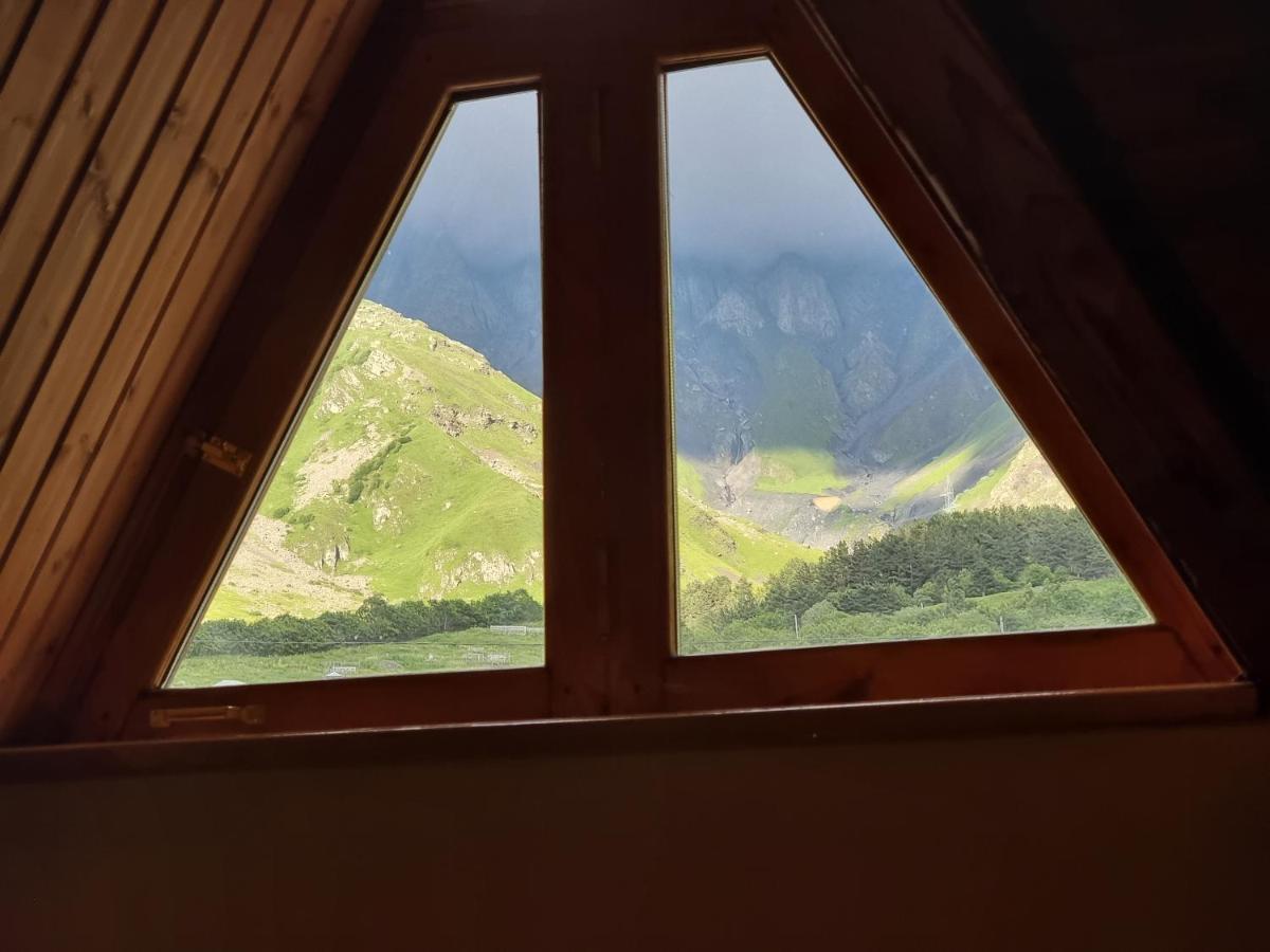 Graf Kazbegi Ξενοδοχείο Εξωτερικό φωτογραφία