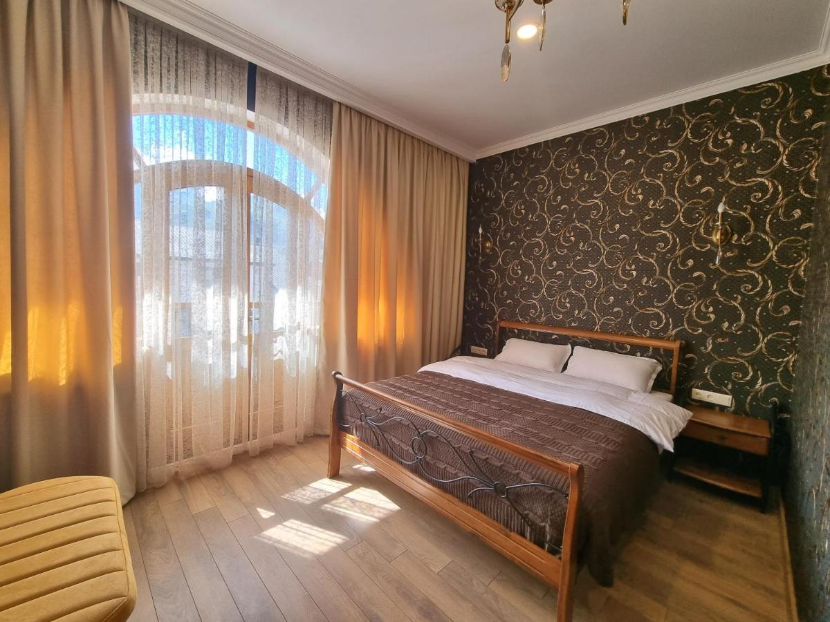 Graf Kazbegi Ξενοδοχείο Εξωτερικό φωτογραφία